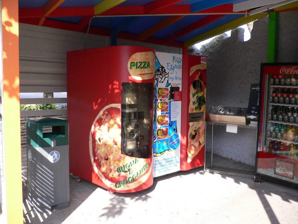 Lets Pizza vending