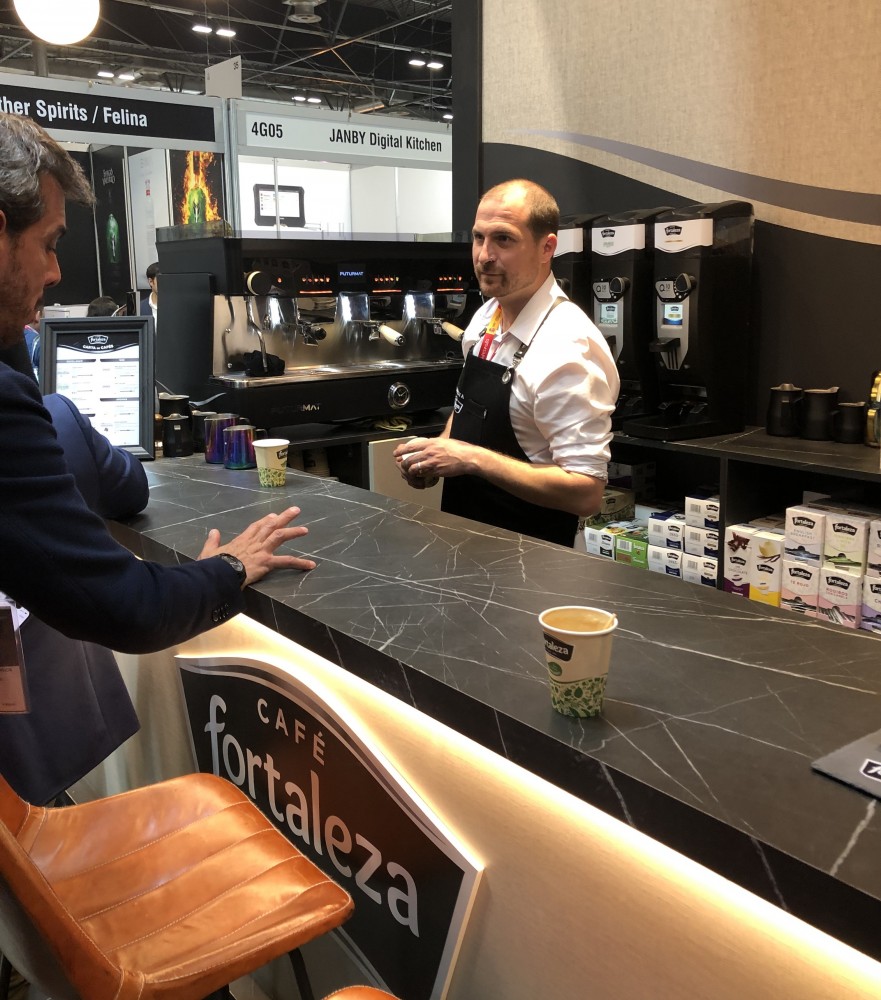 fortaleza café con máquina de Quality