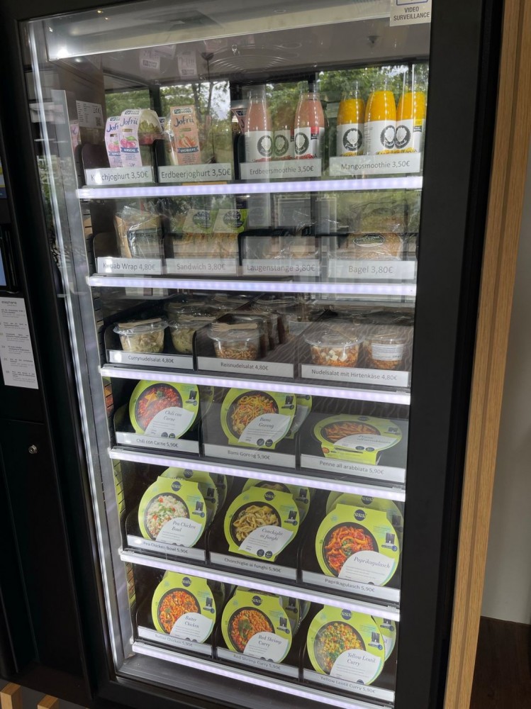 restauración desatendida hotel