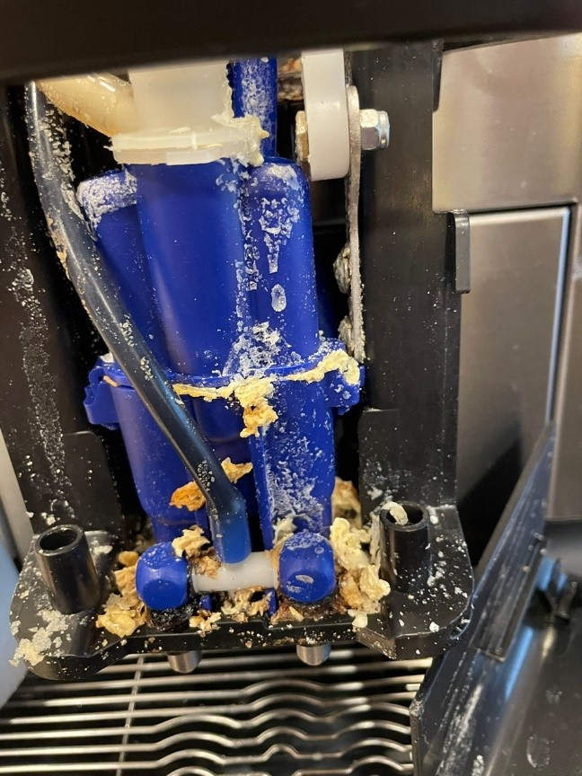 Falta de mantenimiento en máquina automática.